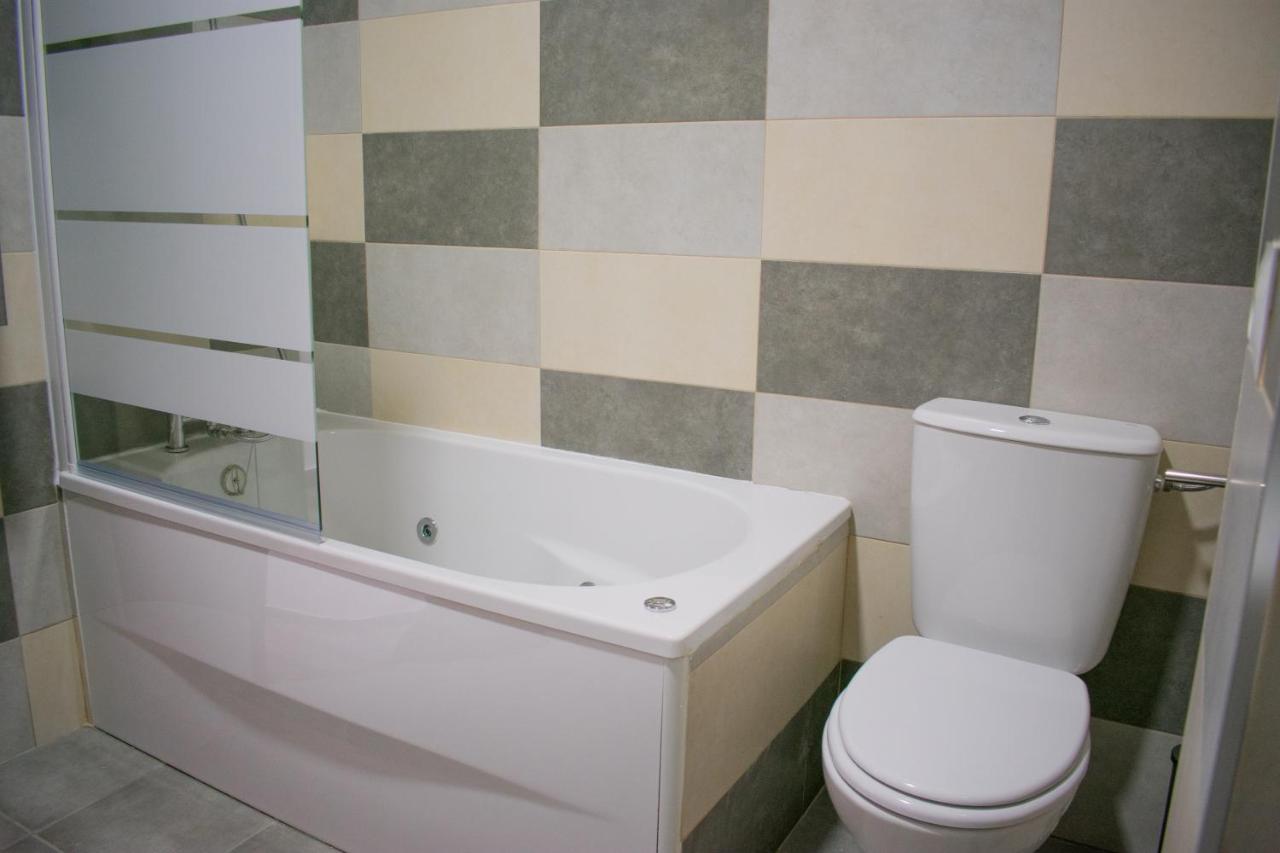 Apartamentos Cerezo La Codosera Luaran gambar