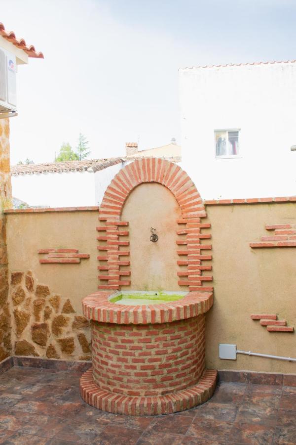 Apartamentos Cerezo La Codosera Luaran gambar