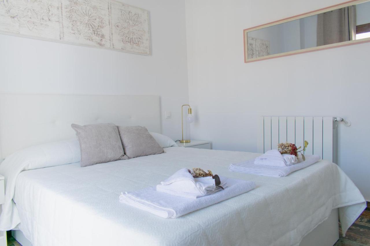 Apartamentos Cerezo La Codosera Luaran gambar