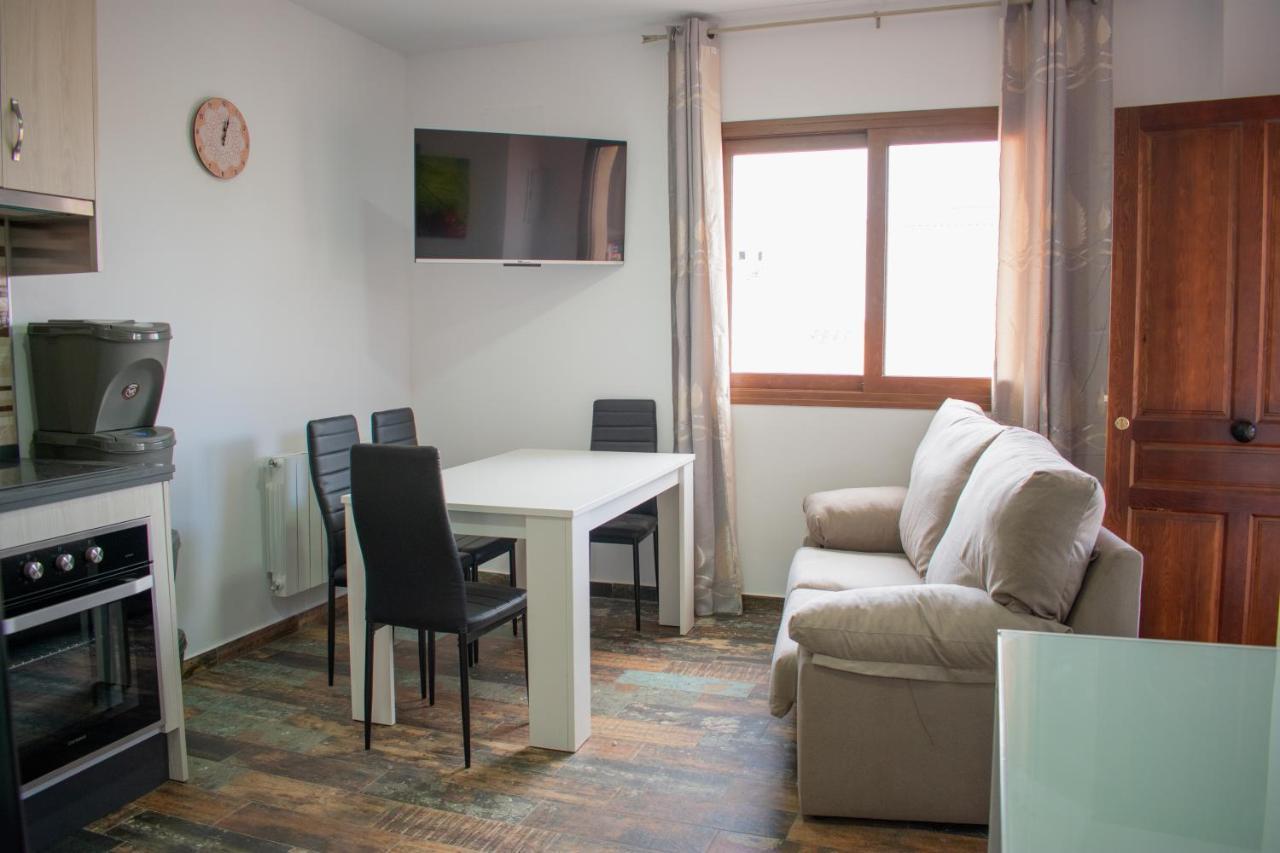 Apartamentos Cerezo La Codosera Luaran gambar