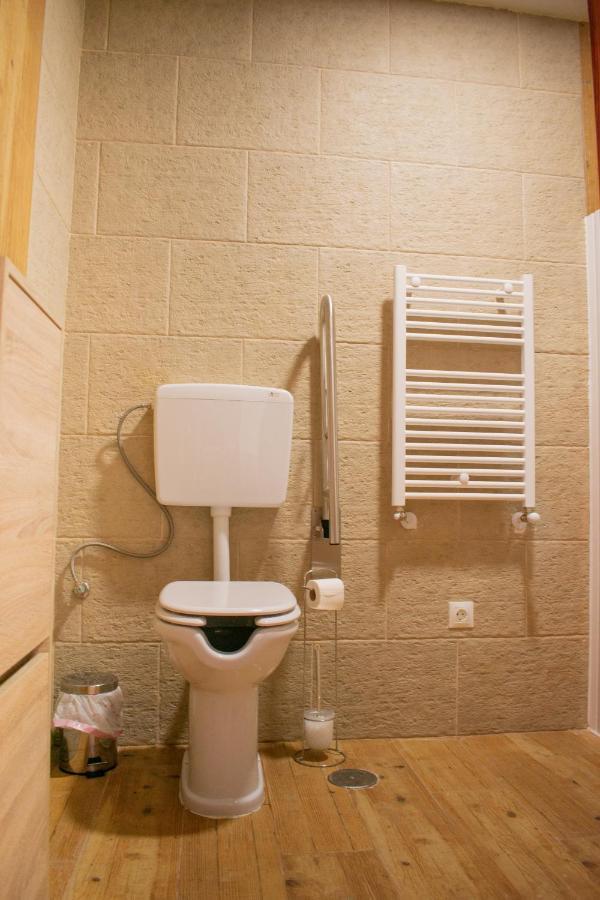 Apartamentos Cerezo La Codosera Luaran gambar